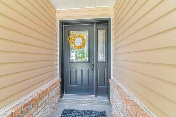 Cost of Siding Panel Repair in Kent